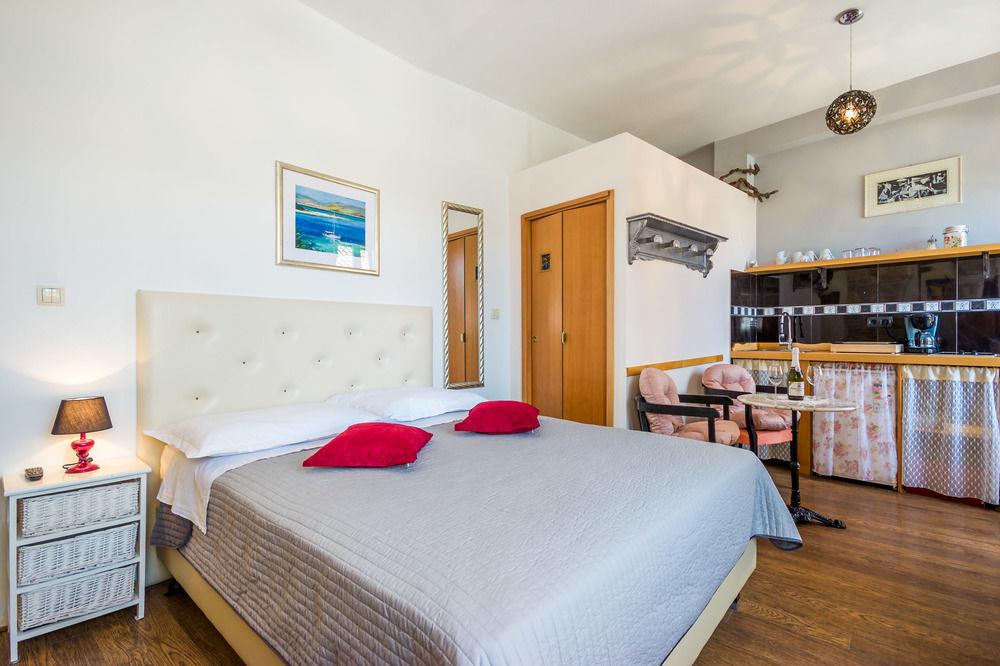 Captain'S Guest House Spalato Esterno foto
